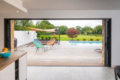 corredera de hoja oculta